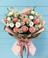 Букет цветов из:  Розы, Альстромерии и Лизиантусы в Аликоновке