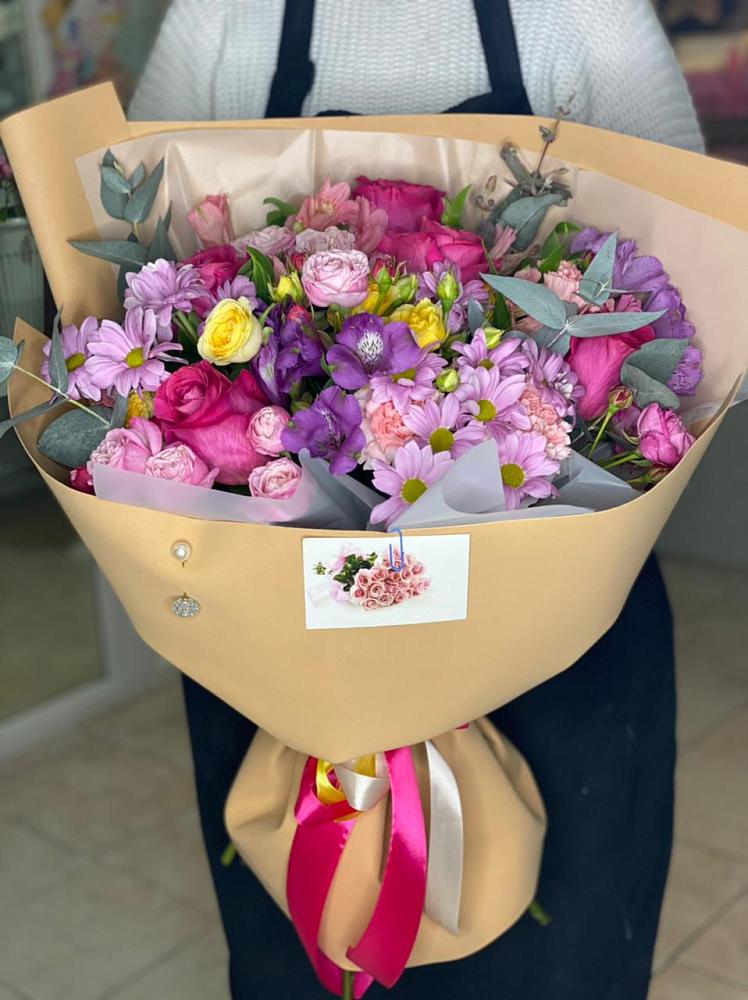 Букет цветов из: Хризантемы, Гвоздики и Альстромерии в Аликоновке