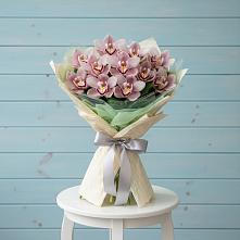 Букет цветов из:  Орхидеи и Розы в Аликоновке
