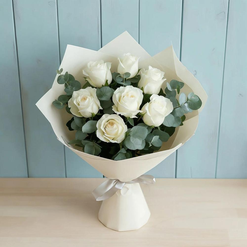 Букет Белые розы в Эвкалипте в Аликоновке