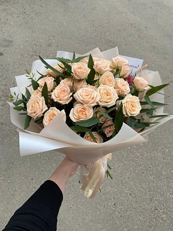 Букет Кремовые розы Латте в Аликоновке